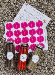 Nálepka na koreničky 35x35 mm